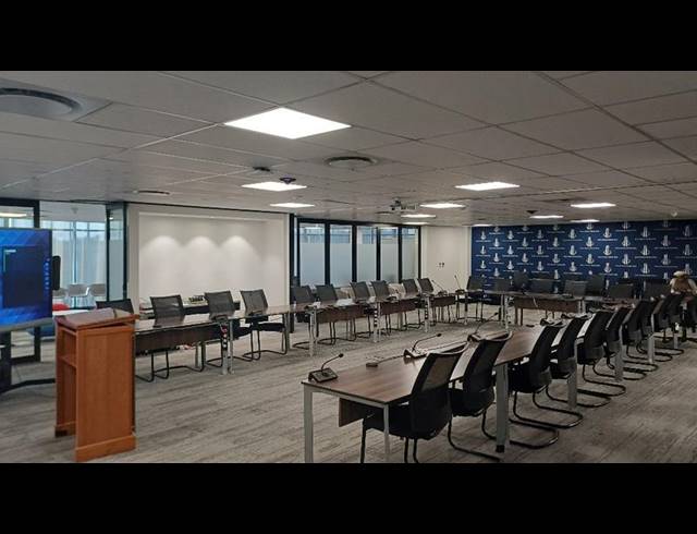 BUSINESS PROPERTY TO RENT IN DORINGKLOOF